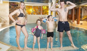 Rodzinny wypoczynek na basenie - Hotel w Mielnie